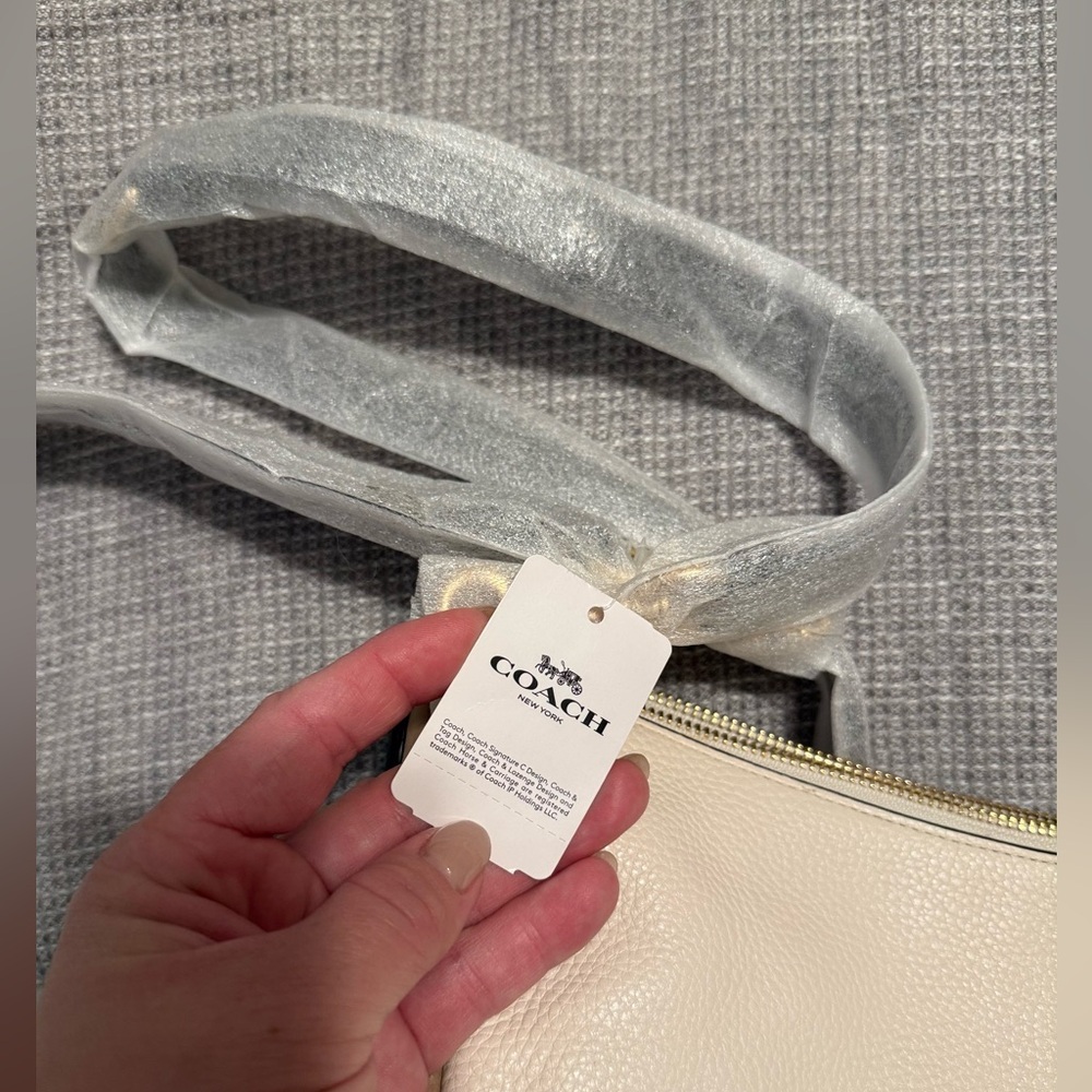 NWT Coach Pennie Shoulder Bag in Colorblock Chalk - Picture 10 of 10